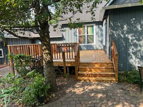 Decks and Porches detailed craftsmanship and quality finish